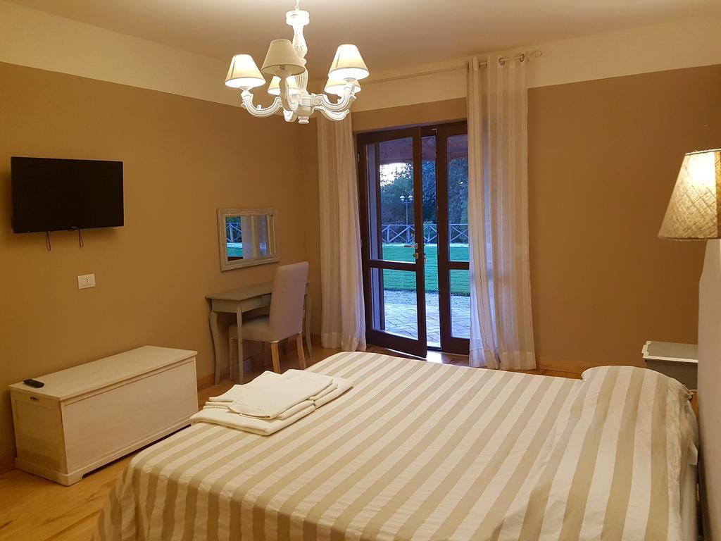 Agriturismo Podere S. Croce Saturnia Zewnętrze zdjęcie